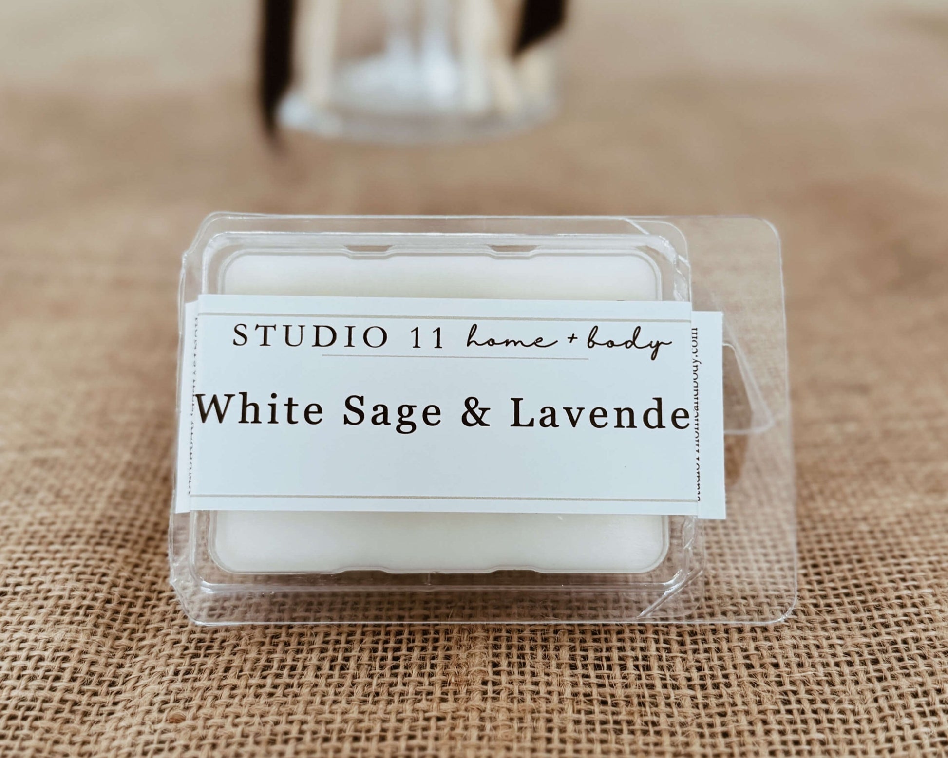 Calming botanical blend in convenient melt form. Six pure soy cubes featuring our signature white sage and lavender combination. Hand Poured by Studio 11 Huntsville AL.