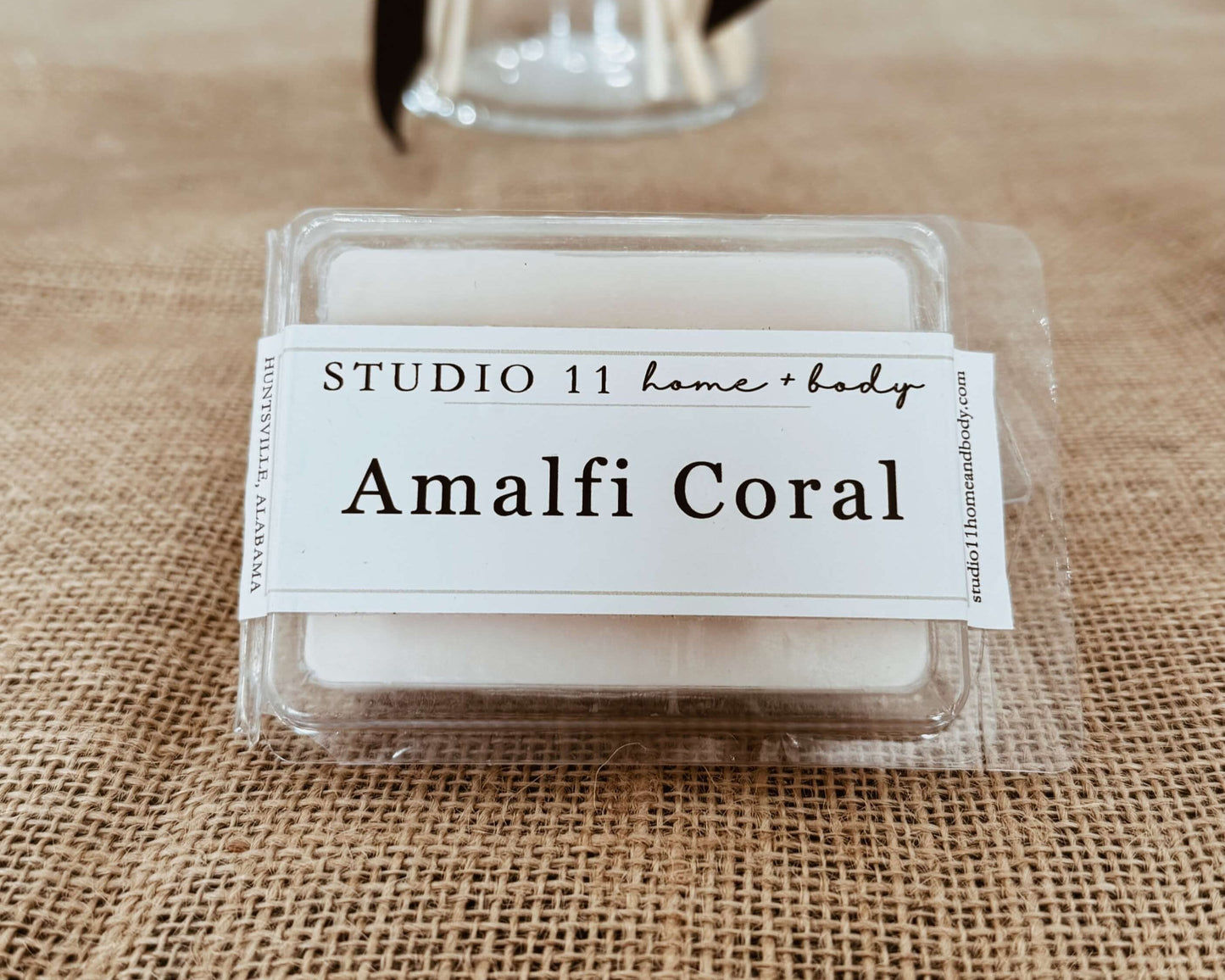 Experience the Amalfi Coast in convenient melt form. Six pure soy cubes featuring our signature Mediterranean blend. Hand Poured by Studio 11 Huntsville AL.