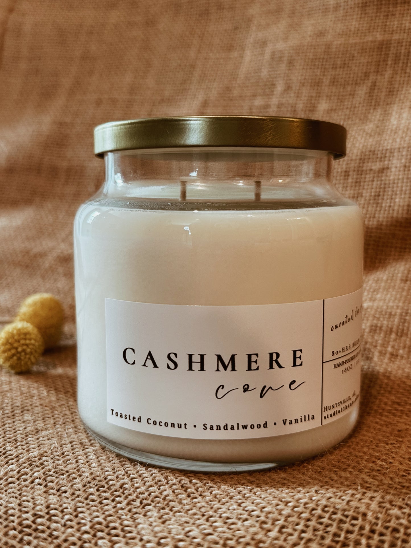 Cashmere cove | 18 oz soy candle