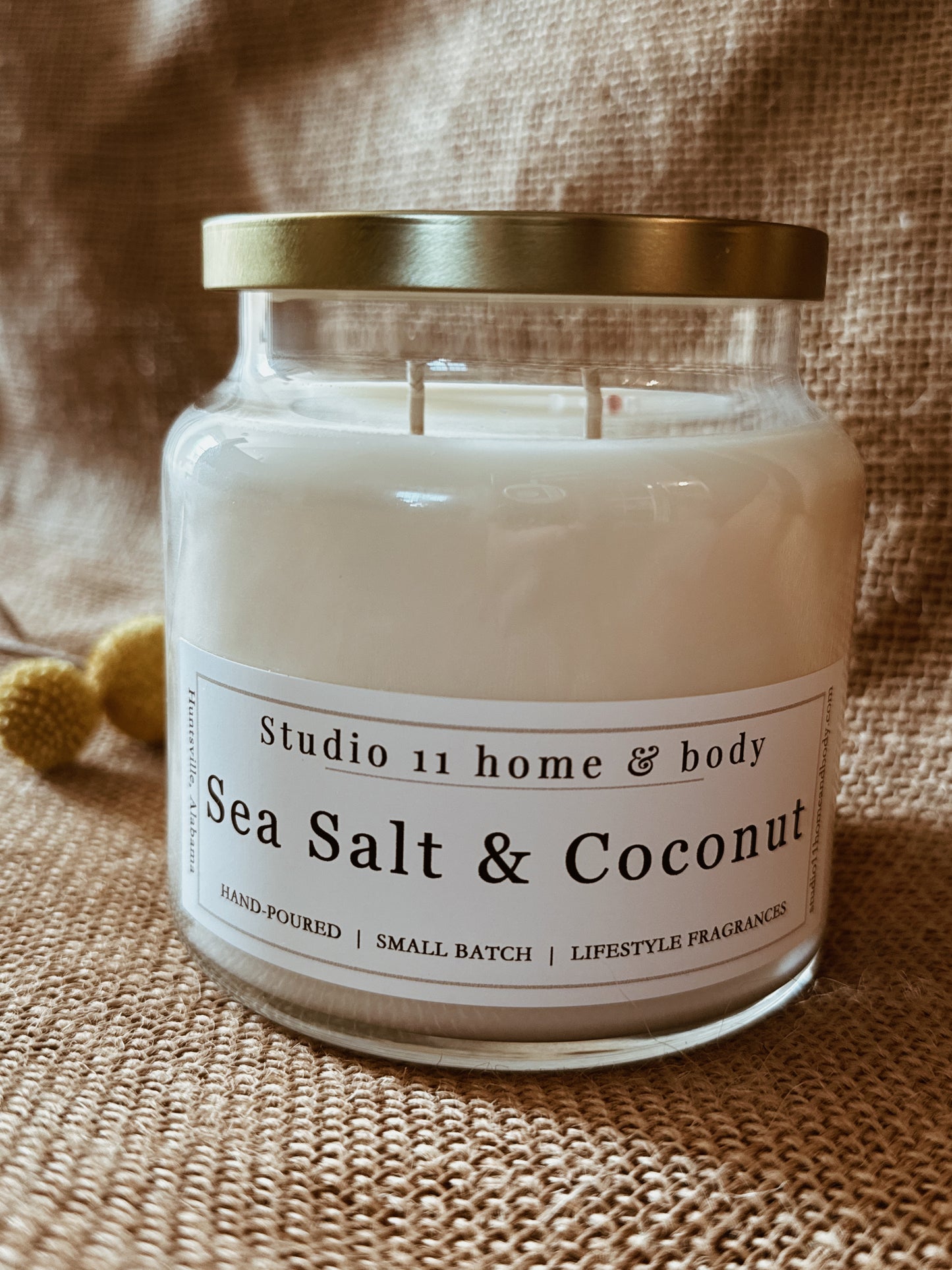Seasalt & Coconut | 18 oz soy candle