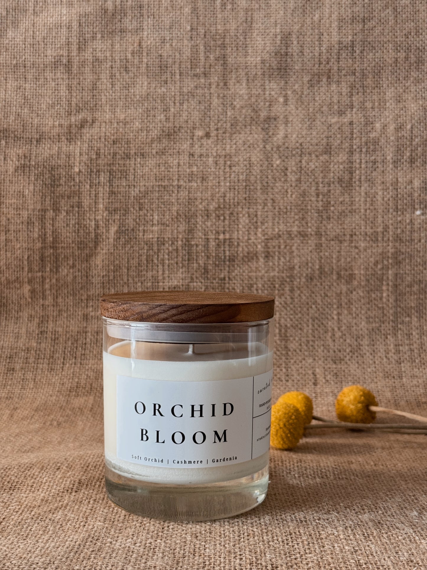 Orchid Bloom is a soft, elegant floral fragrance inspired by the delicate beauty of blooming orchids and warm spring air. Notes of silky orchid petals blend with creamy gardenia and subtle cashmere musk, creating a scent that feels refined, comforting, and quietly luxurious.