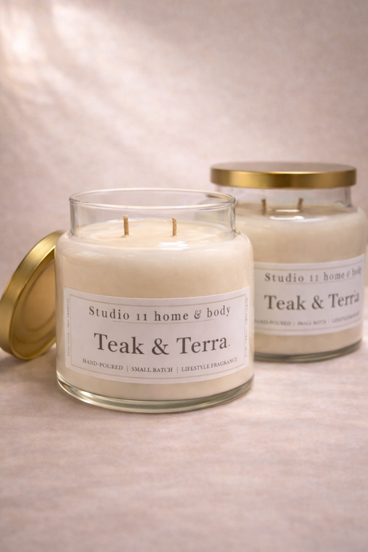 Teak & Terra is a rich, grounding candle that blends deep teakwood with smooth oud and subtle herbaceous greens. Soft notes of spiced tobacco leaf add warmth and depth, creating a refined, wood-forward fragrance that feels calm, balanced, and quietly luxurious.

Hand-poured in small batches using 100% soy wax and clean, non-toxic fragrance oils, this candle delivers a slow, even burn with a smooth, lingering scent throw. Teak & Terra is ideal for those drawn to earthy, masculine, or unisex home fragrances t